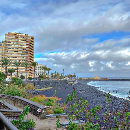 Estudio Dos En Martianez * Puerto de la Cruz (Tenerife)