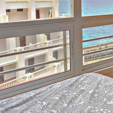 Estudio Dos En Martianez Puerto de la Cruz (Tenerife)